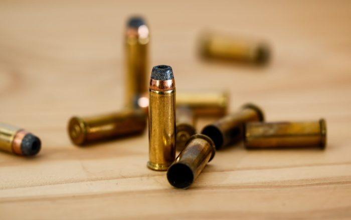 casquillos, Policía