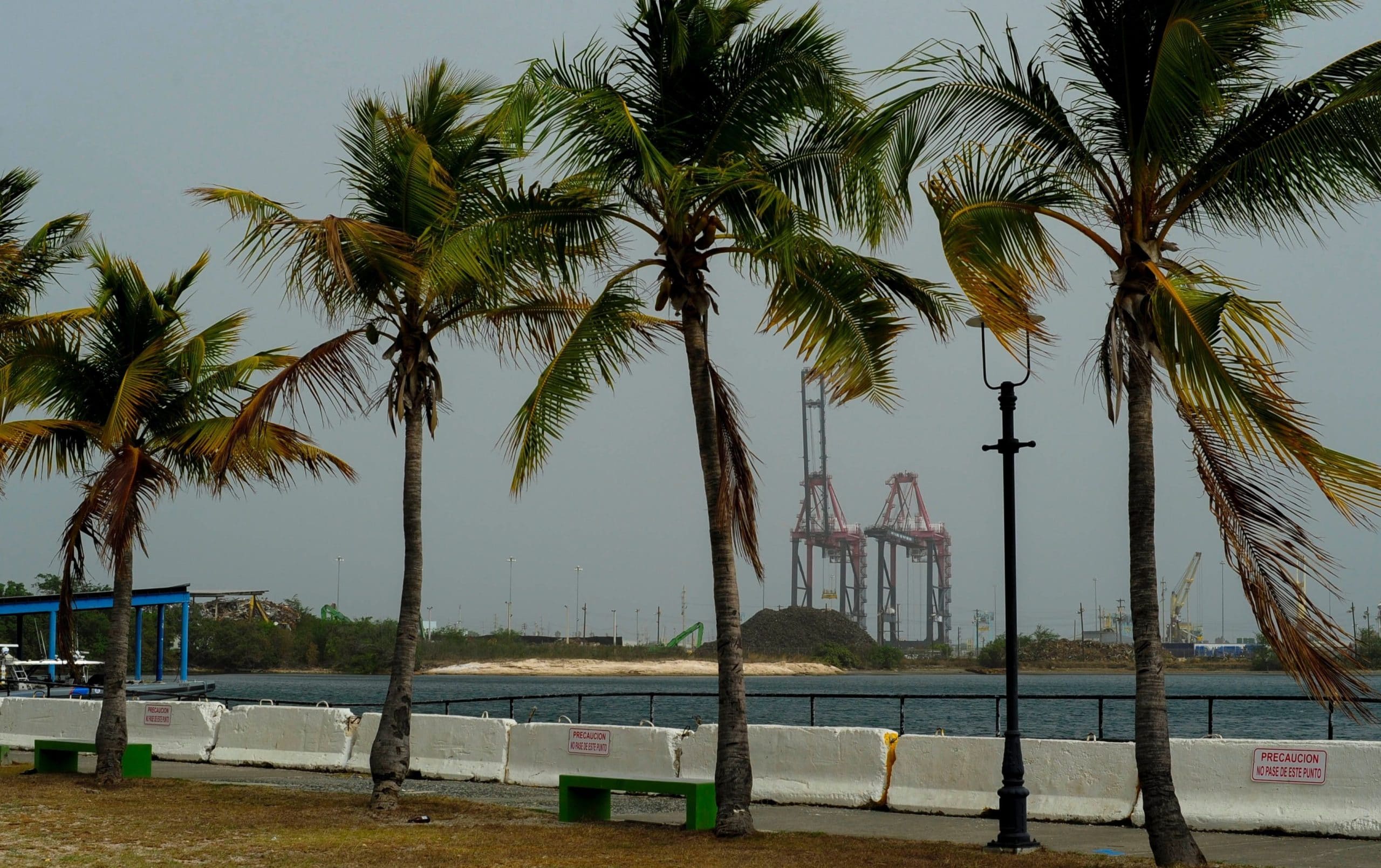 Mar agitado y polvo del Sahara presentes en las condiciones del tiempo