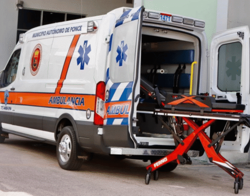 Hombre resulta gravemente herido tras chocar contra camión de basura en Bayamón