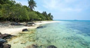 Clima agradable con algunas lluvias aisladas para hoy, martes