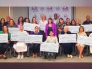 Fundación Extra Bases hace entrega de donativos