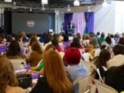 Empoderan a más de 200 mujeres en ‘Café para Celebrarnos’