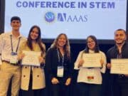 Estudiantes de la UPR galardonados en Washington