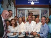 Extienden Plan Vital a embarazadas con estatus migratorio no definido