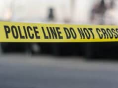 Autoridades investigan hallazgo de mujer muerta dentro de vehículo en Naranjito