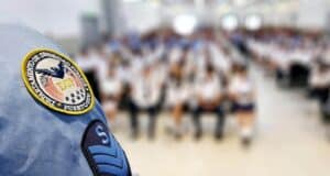 Solo el 5% de los policías aprueba examen de ascenso a sargento en medio de escasez de uniformados