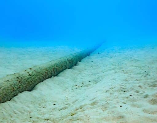 Oposición dominicana al cable submarino para traer electricidad de la República Dominicana