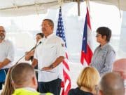 Gobernador anuncia rehabilitación de sistema sanitario de Barceloneta