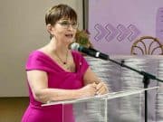 Alertan sobre la necesidad de un plan de vivienda asequible ante aumento de personas sin hogar desde Florida