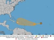 Sistema con potencial ciclónico mantiene rumbo al Caribe