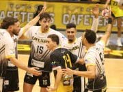 Cafeteros de Yauco igualan la serie contra Mets de Guaynabo en un emocionante quinto set