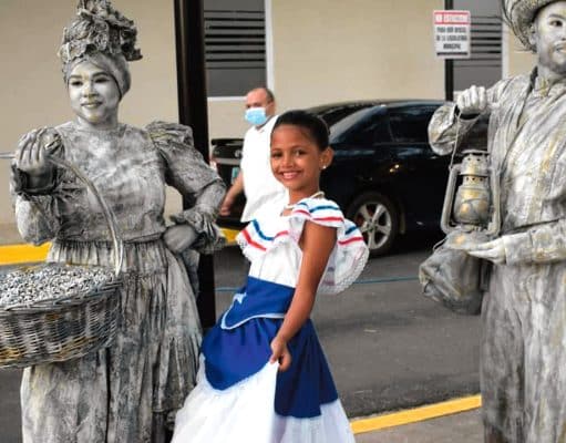 Jayliani: Prodigio de la poesía negroide