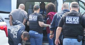 Tribunal ordena al DTOP entregar información sobre traspaso de datos de inmigrantes al ICE