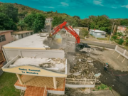 Guánica sigue demoliendo estructuras afectadas por terremotos