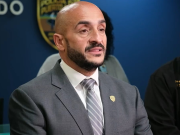 Policía pide a sospechosos de asesinato de niños que se entreguen