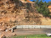 Deslizamiento de tierra provoca cierre PR-129