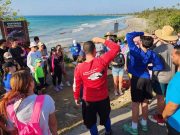 Tortugueros del Sur realizan exitosa limpieza en Playa Ballena