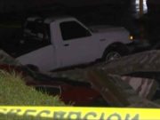 Derrumbe de muro en Naranjito deja varios vehículos atrapados tras intensas lluvias