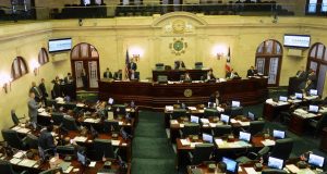 Legislatura aprueba resolución que asigna $554 millones para cheques de alivio contributivo