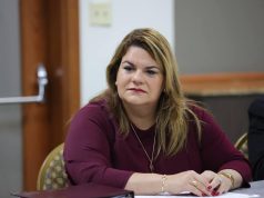 Gobernadora: “Si no puede trabajar en equipo, con mucho gusto puede irse al sector privado”