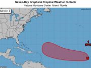 Sistema con potencial de desarrollo mientras calor extremo y riesgo de inundaciones para hoy