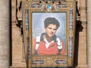 Carlo Acutis se convierte en el primer santo milenial y “patrón de Internet”