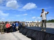 Gobernadora recibe al secretario de Guerra Pete Hegseth