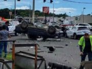 Choque múltiple en Mayagüez tras conductor rebasar luz roja