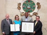 Cámara de Representantes rinde homenaje a expelotero Carlos Delgado