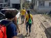 PJ Sin Suela camina Jamaica con ayuda humanitaria
