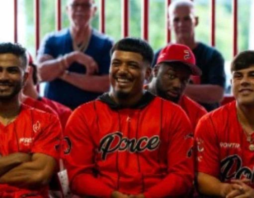 Los Leones de Ponce presentan su equipo oficial para la temporada 2025-26 de la LBPRC