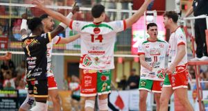 Caribes de San Sebastián se afianzan en el liderato tras vencer 3-1 a los Mets de Guaynabo