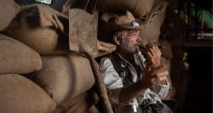 Teófilo presentará la comedia: ‘Pateco en Navidad fúnebre’