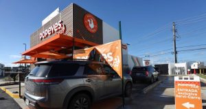 Popeyes inaugura restaurante bajo concepto ‘Popeyes ToGo’