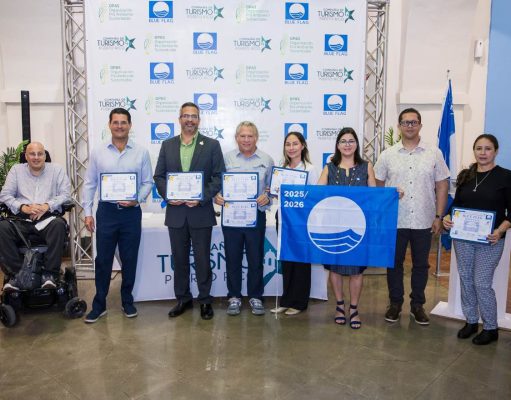 Puerto Rico recibe 15 certificaciones de Bandera Azul