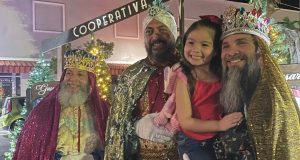 Comunidades en Orlando esperan más visitas de los Reyes Magos de Juana Díaz