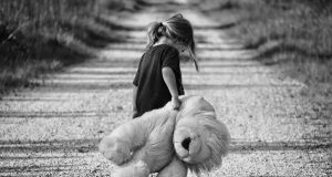 Editorial: Departamento de Justicia basta de identificar el parentesco que hay entre las víctimas de violación o agresión sexual y su agresor