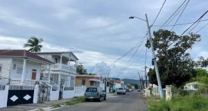 Alcaldes respaldan propuesta para que municipios reparen luminarias