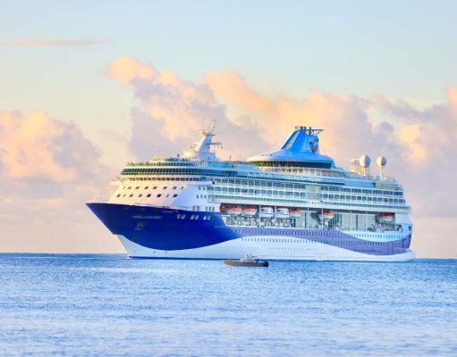 Ponce recibe crucero Marella Discovery con miles de pasajeros