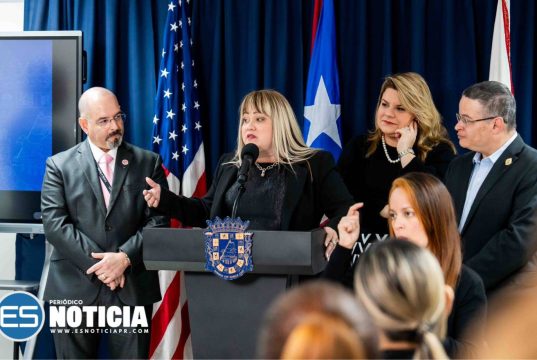 Gobernadora confirma renuncia de Secretaria de la Vivienda