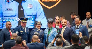Reconocen gesta de los policías