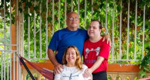 Tres décadas de amor, autismo y unión