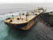 Guardia Costera culmina remoción de combustible de barcaza encallada frente a San Juan