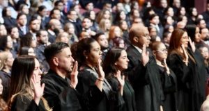 Juramentan más de 200 nuevos abogados y notarios en el Tribunal Supremo