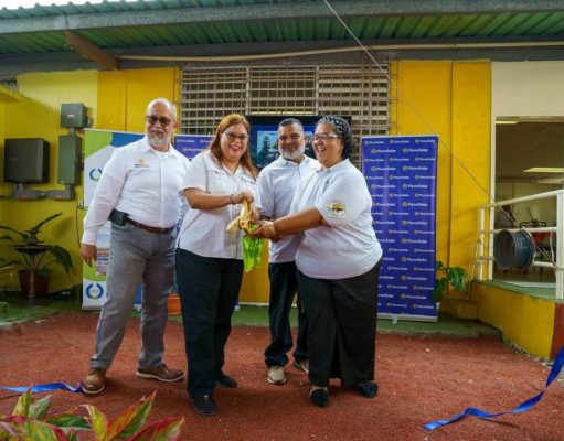 Instalan sistema de energía solar a cocina comunitaria El Pesebre