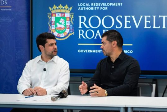 Firman acuerdos para trabajos de infraestructura en Roosevelt Roads