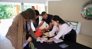 Representante Joe “Joito” Colón continúa entrega de vales para reparación de hogares en la zona montañosa