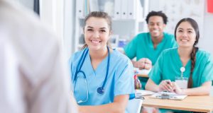 Estudiar enfermería: Acto de vocación