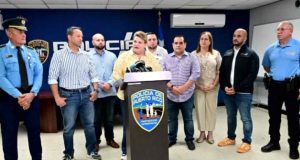 Gobernadora no descarta ampliar presencia de ICE en aeropuertos de Puerto Rico