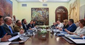 Gobernadora reúne al sector energético para garantizar suministro ante conflicto en Irán